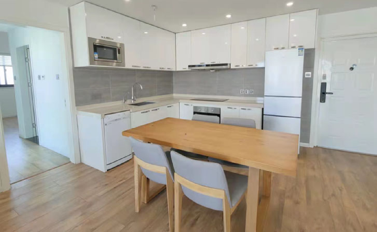 La Residence - Image 2