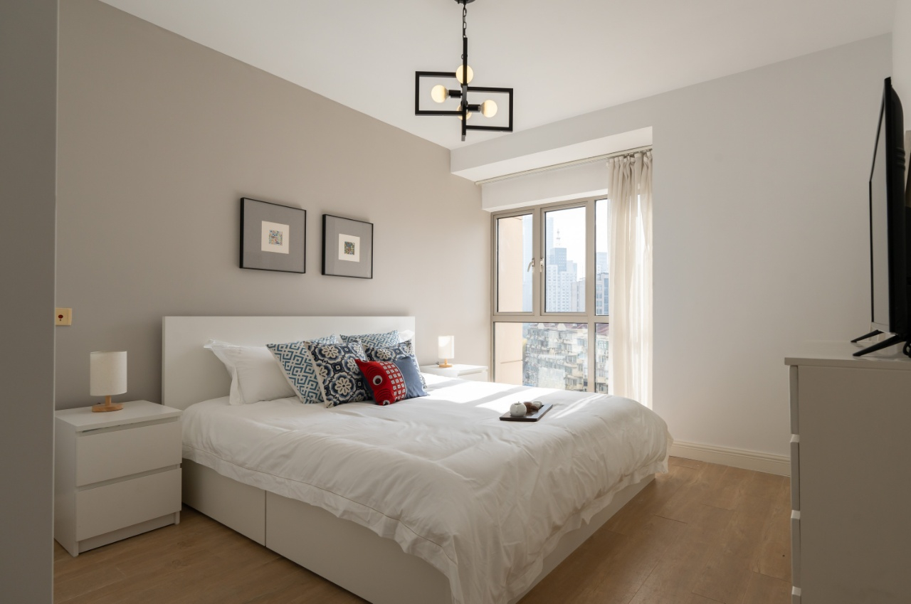 Eight Park Avenue - Image 3