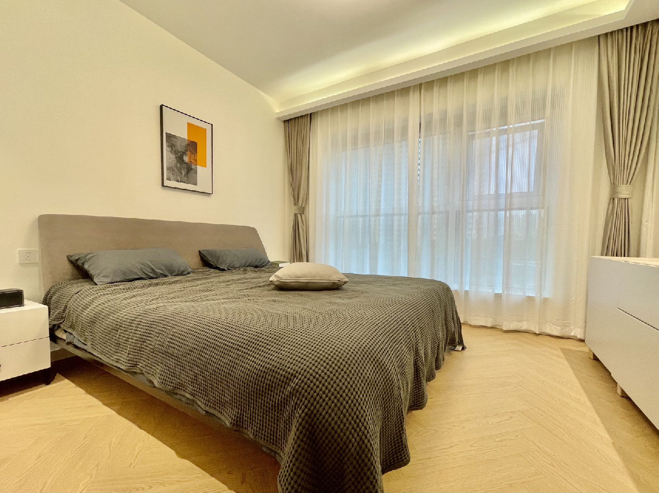 Eight Park Avenue - Image 6