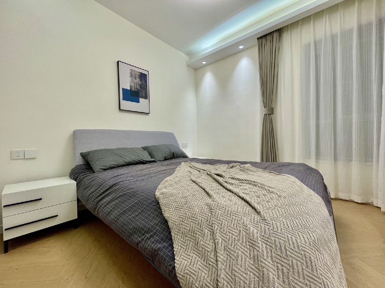 Eight Park Avenue - Image 11