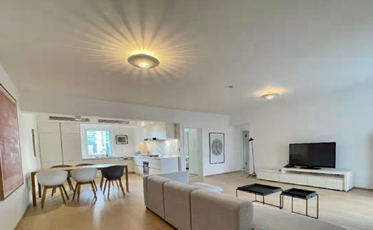 May Fair Tower - Image 3