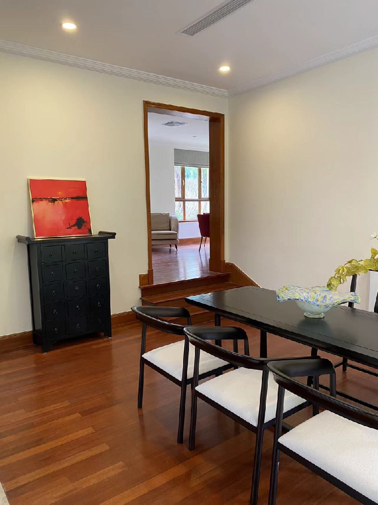 Le Chateau - Image 4