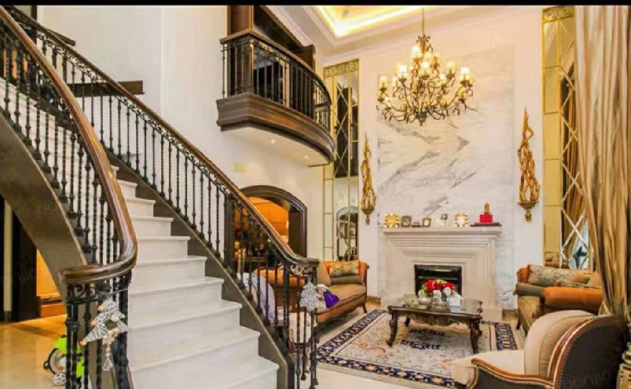 Forbes Park - Image 4