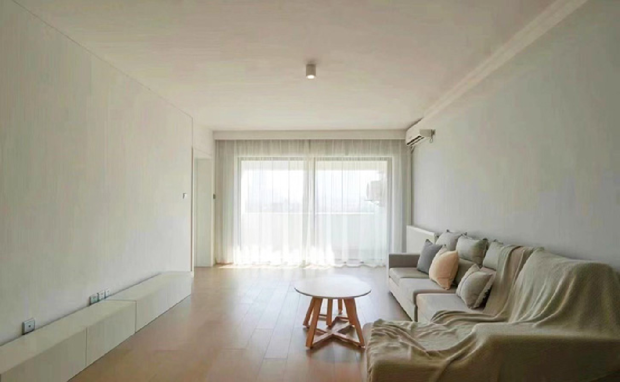 Grand Plaza - Image 2