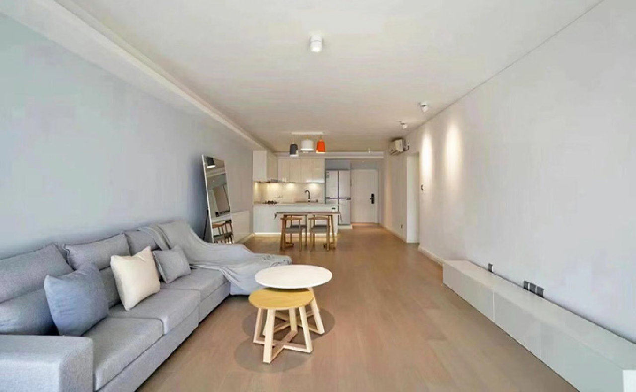 Grand Plaza - Image 5