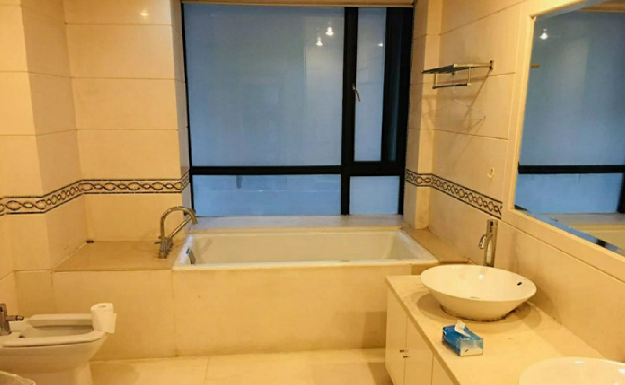 Diamond Villa - Image 2