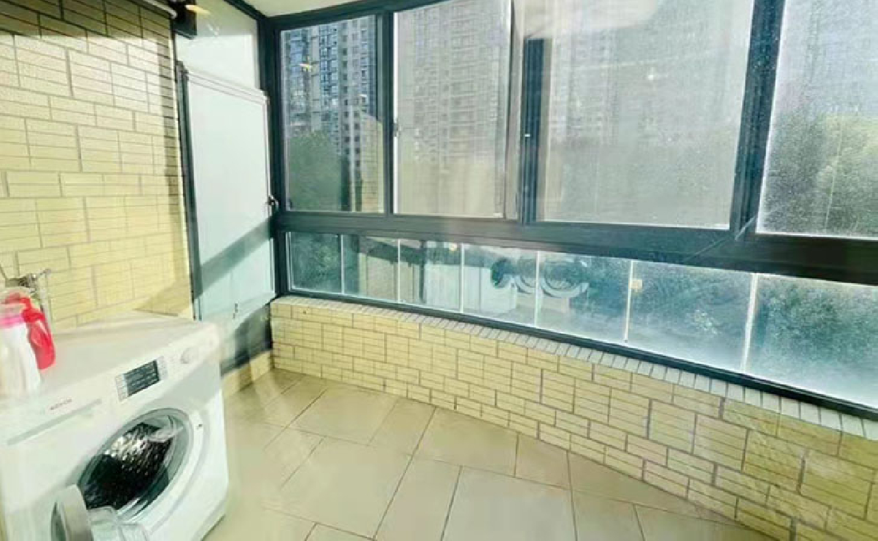 Triumphant Paradise - Image 8