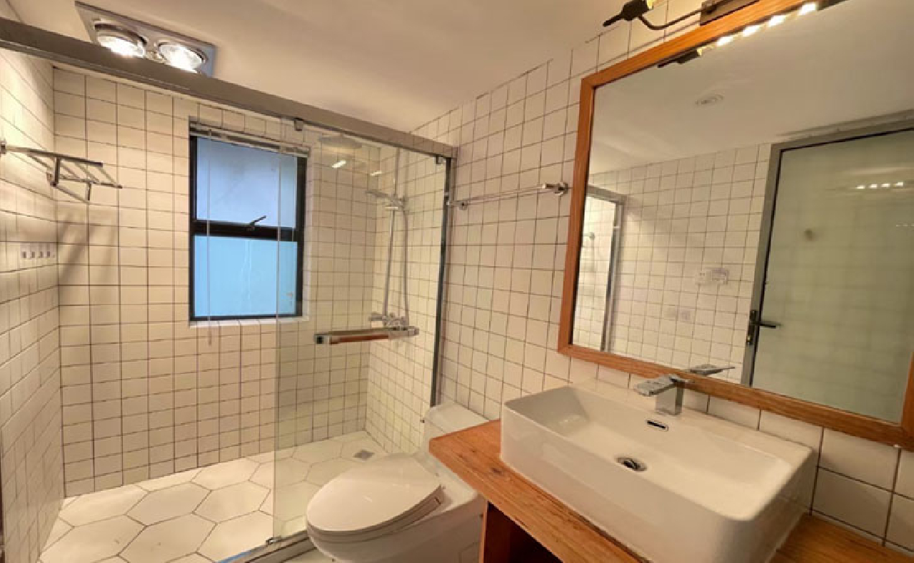 Grand Plaza - Image 8