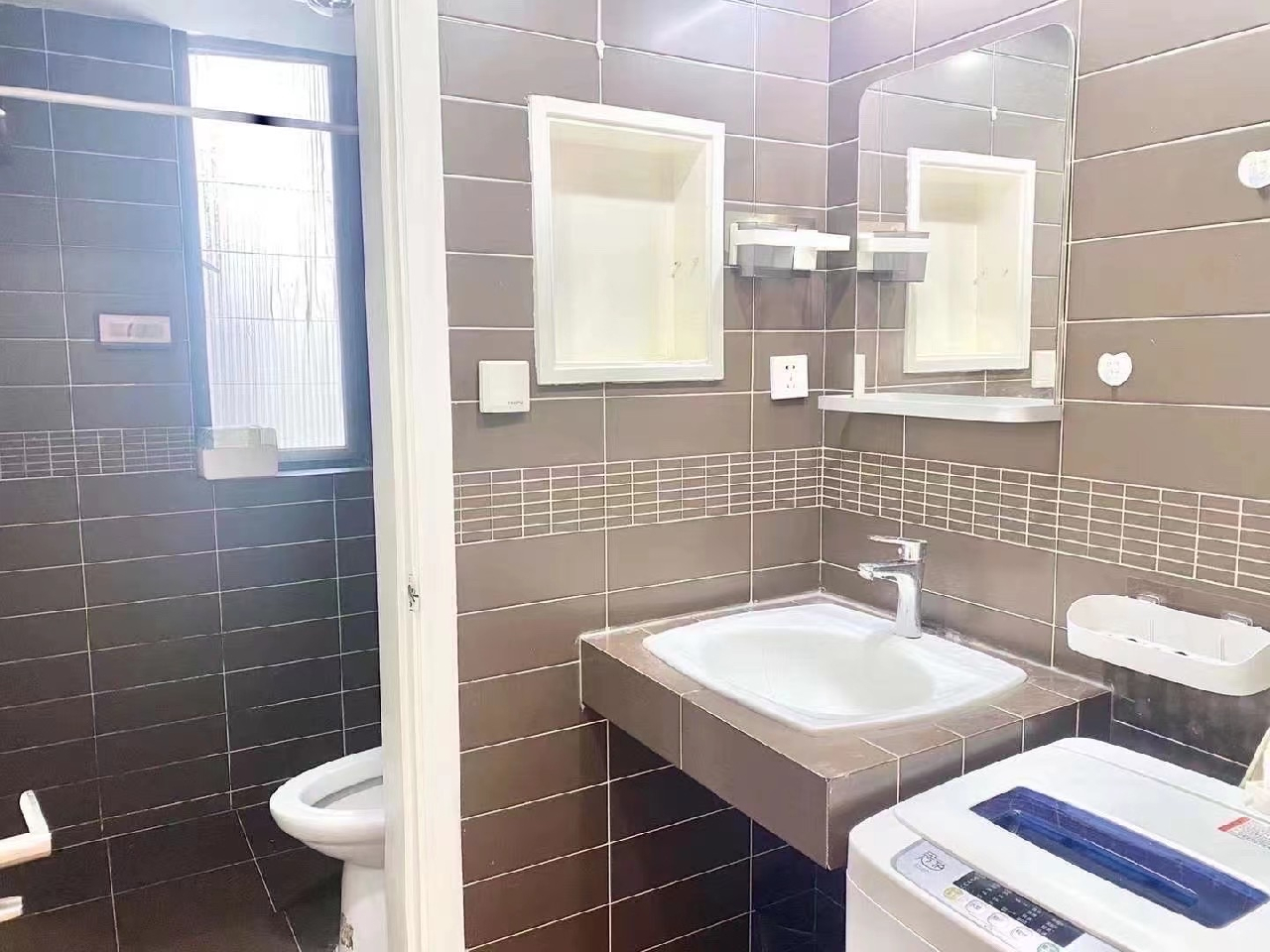 Top of City - Image 7