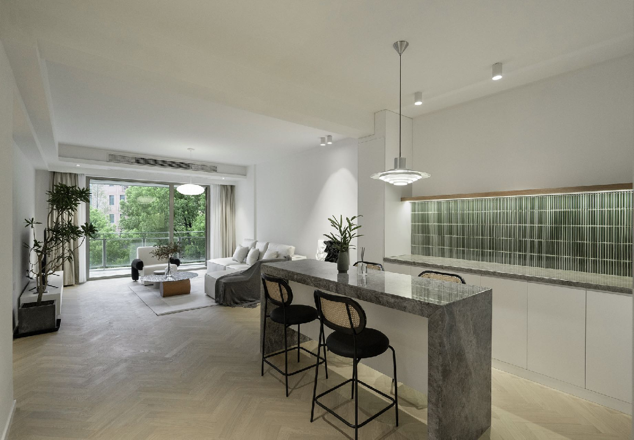 Jing An Four Seasons - Image 2