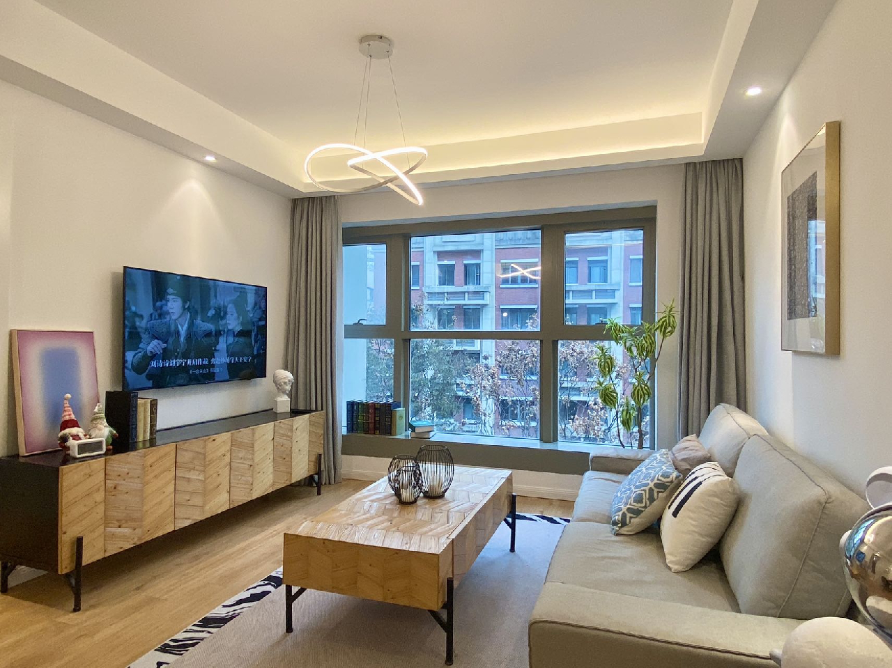 Eight Park Avenue - Image 3