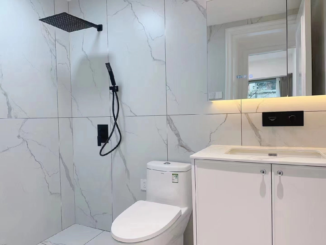 Eight Park Avenue - Image 4