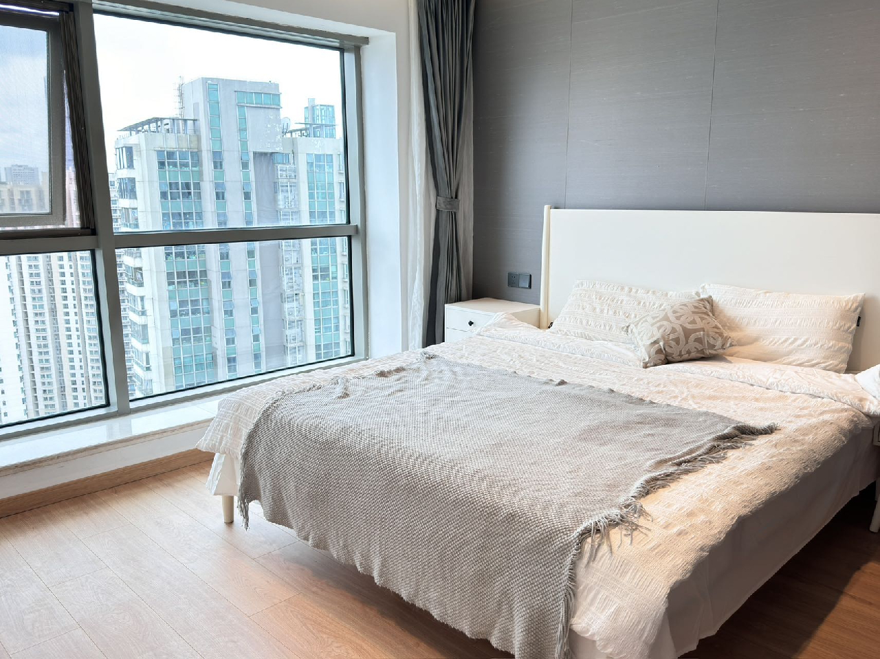 Eight Park Avenue - Image 5