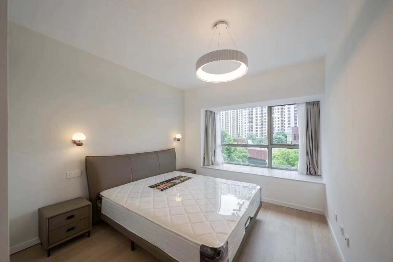 Eight Park Avenue - Image 6