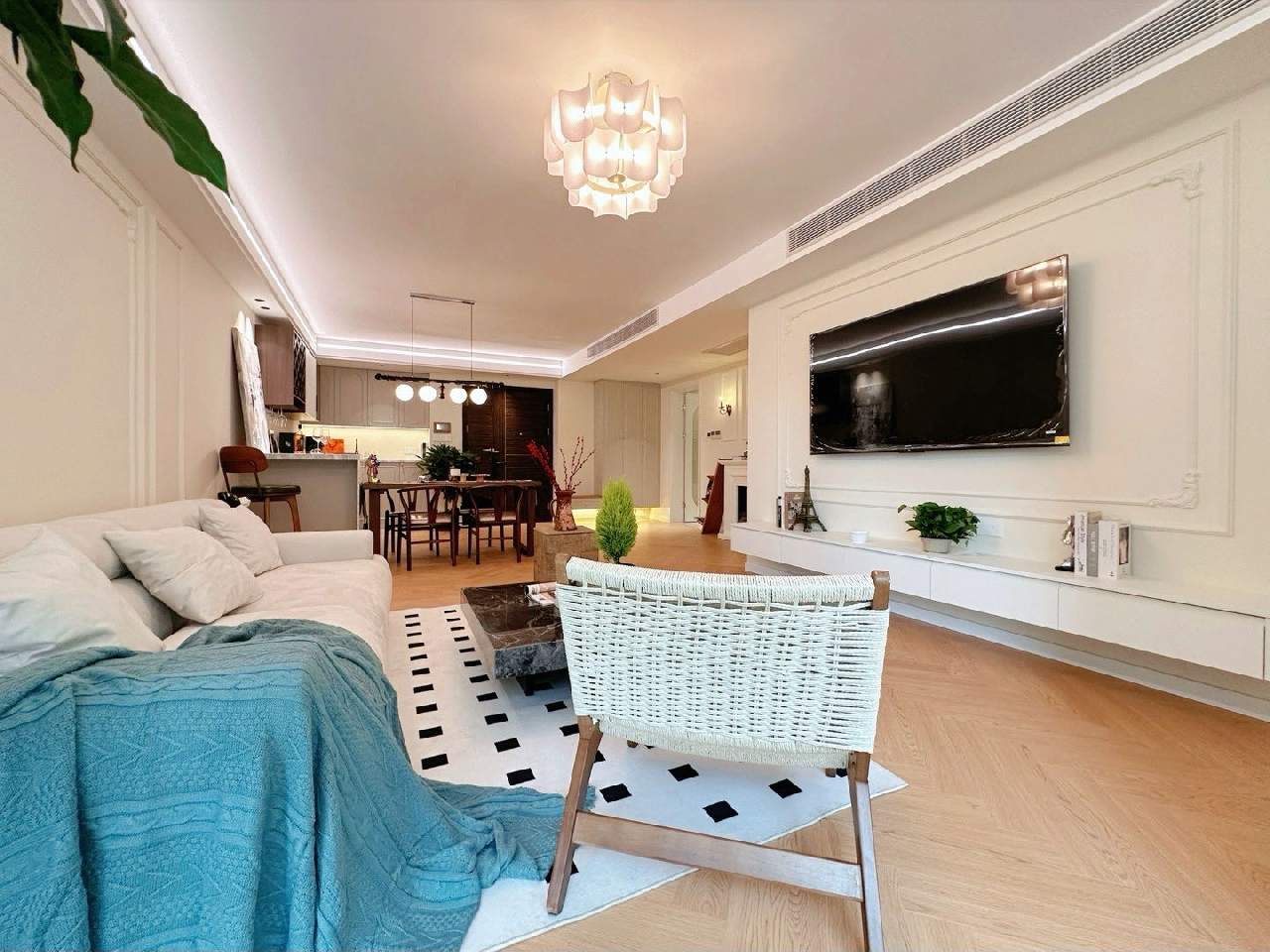 Eight Park Avenue - Image 6