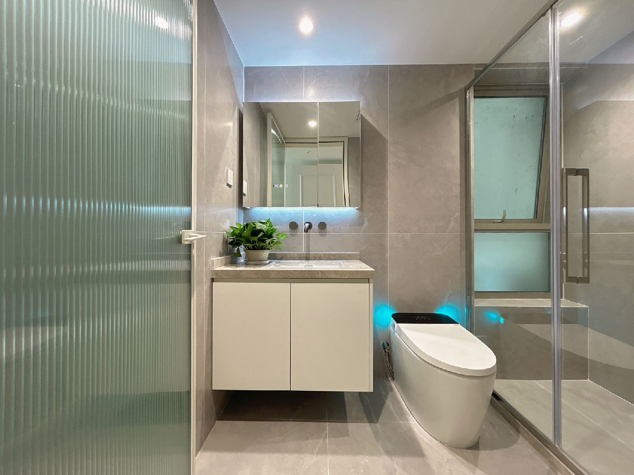 Eight Park Avenue - Image 14