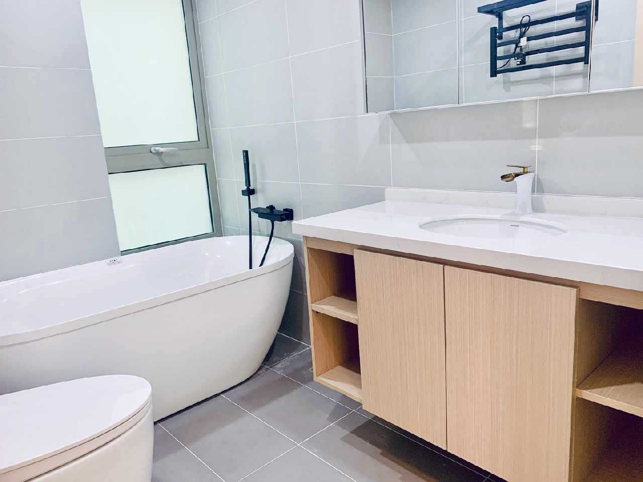 Eight Park Avenue - Image 6