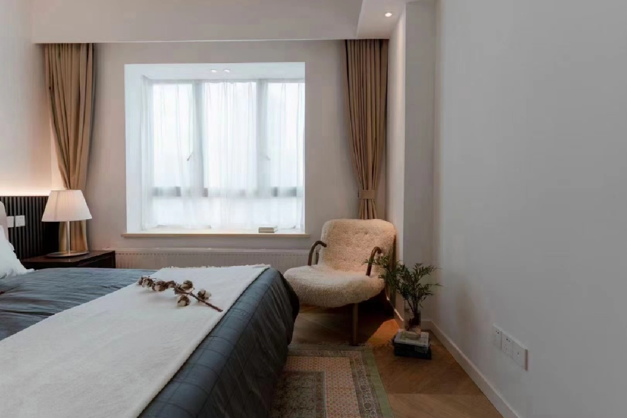 Jing An Four Seasons - Image 2