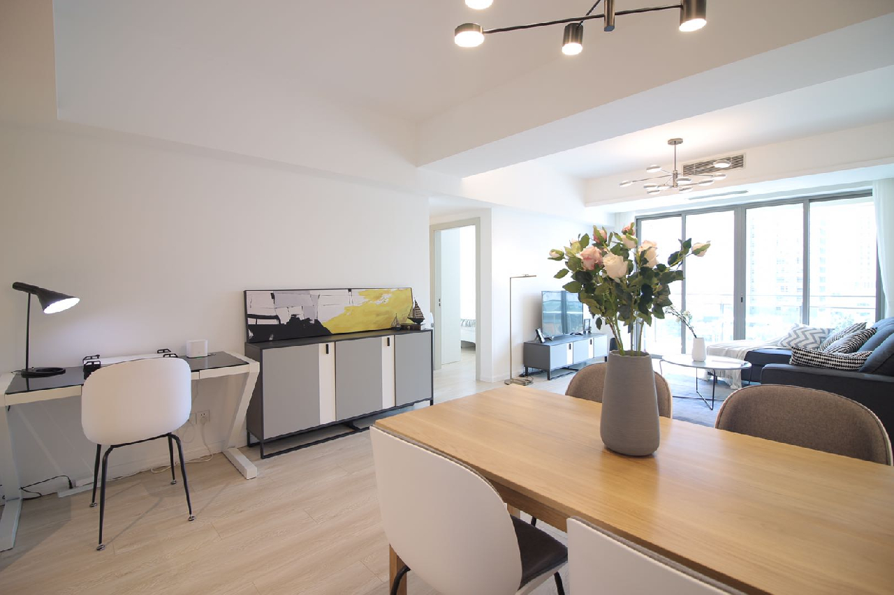 Jing An Four Seasons - Image 2