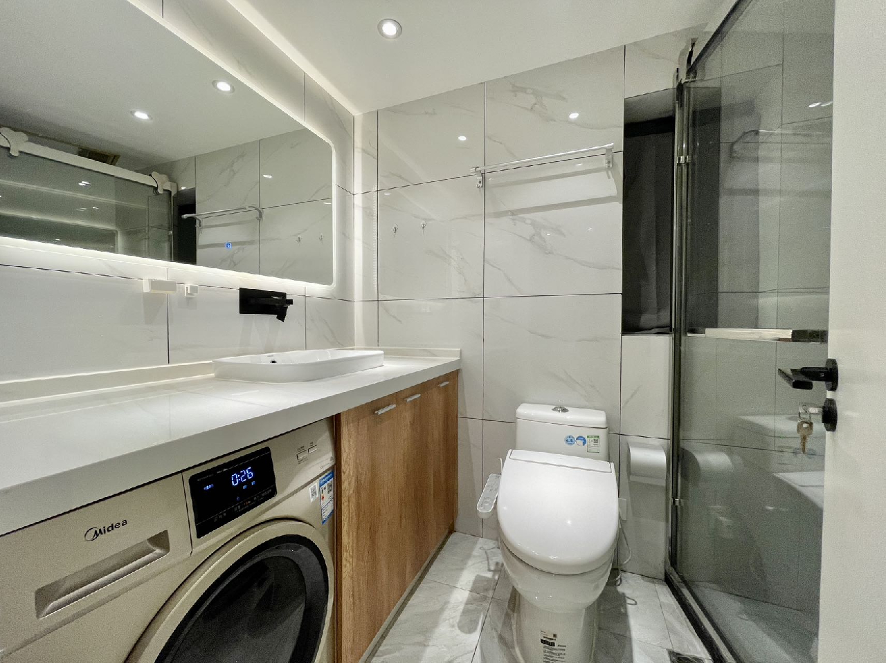 Top of City - Image 9