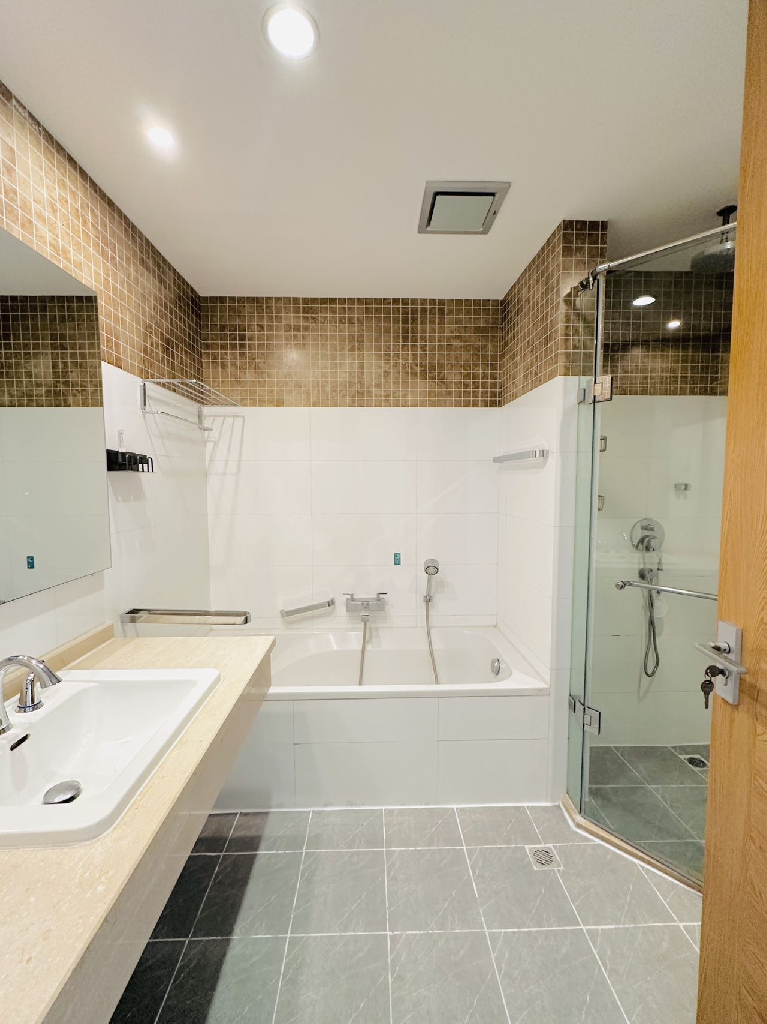 Crystal Pavilion - Image 12