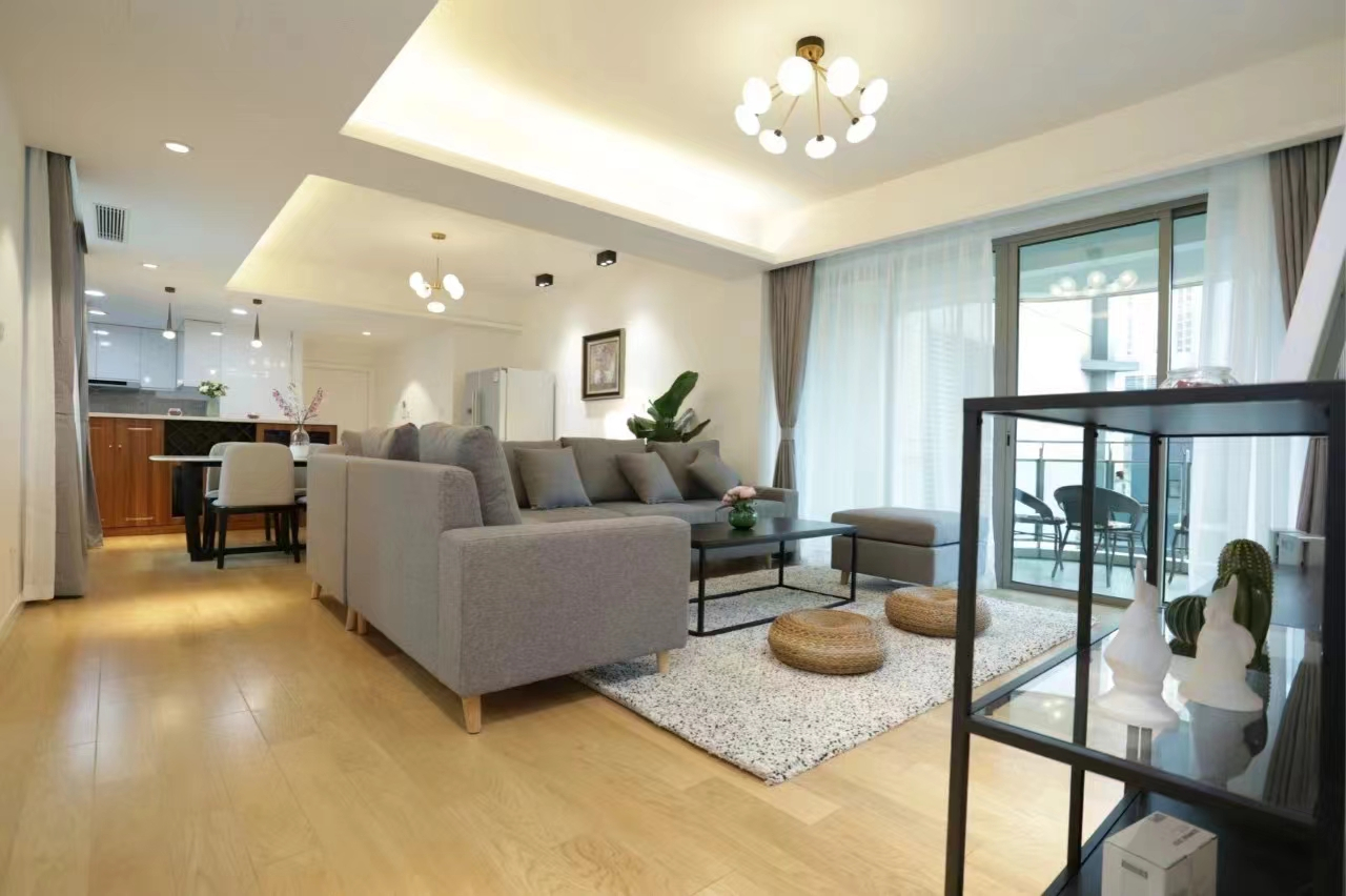 Jing An Four Seasons - Image 3