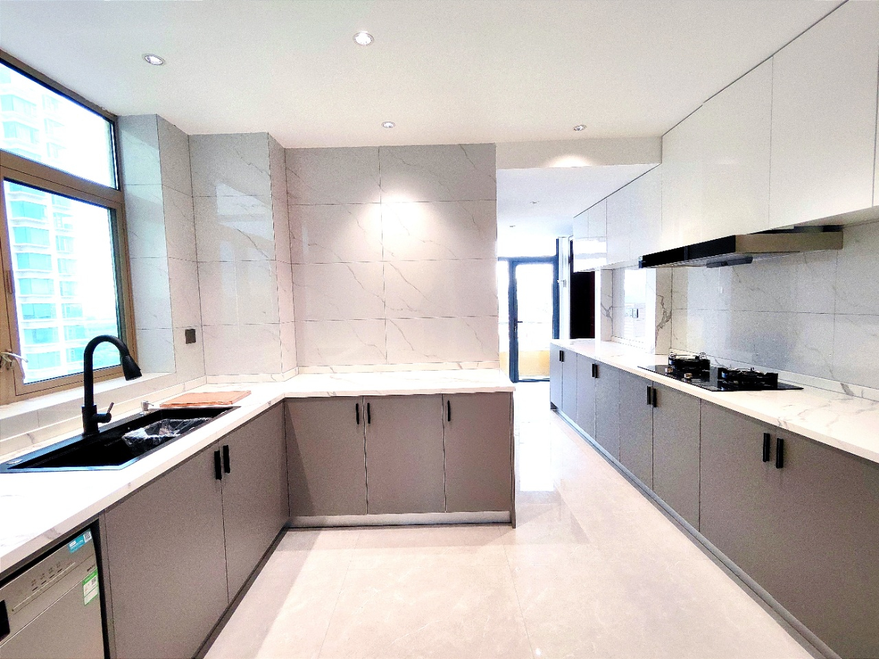 Shimao Lakeside Garden - Image 3