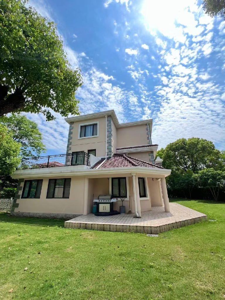 Shanghai Age-Risen Villa - Image 10