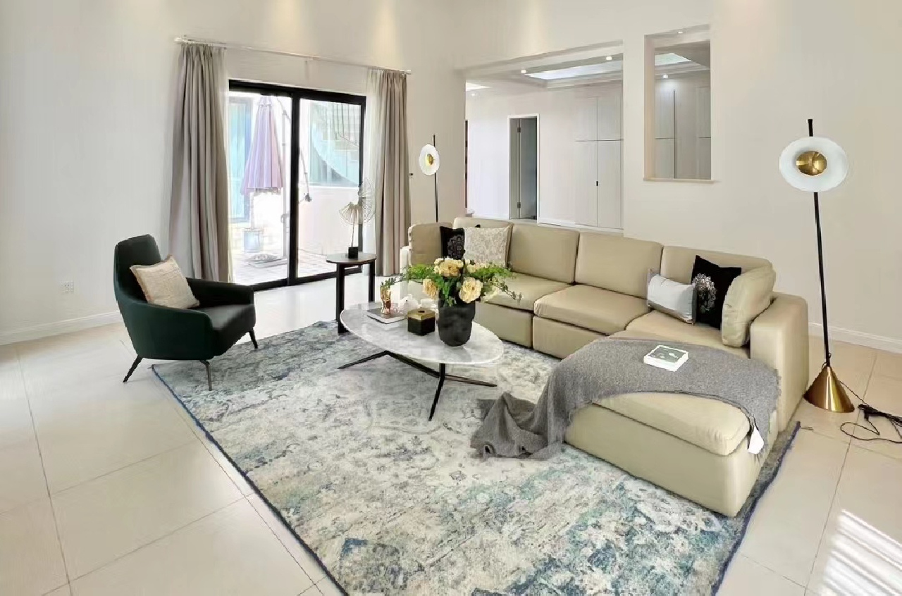 Shanghai Age-Risen Villa