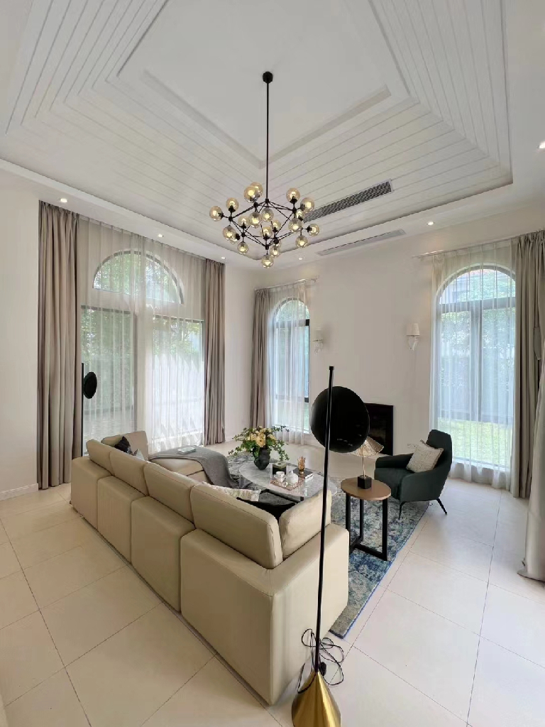 Shanghai Age-Risen Villa - Image 4