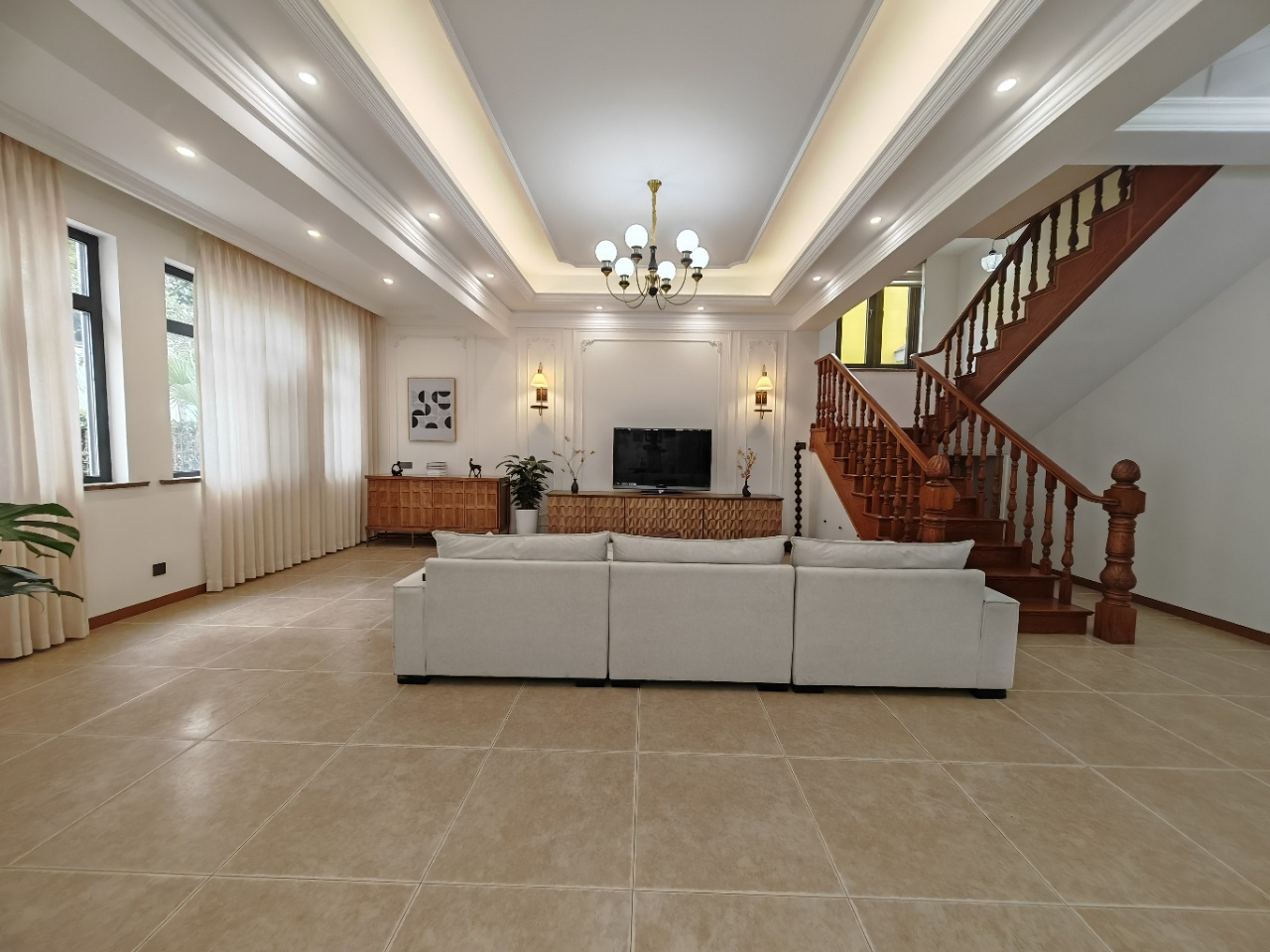 Jiu Shi West Suburb Villa - Image 4