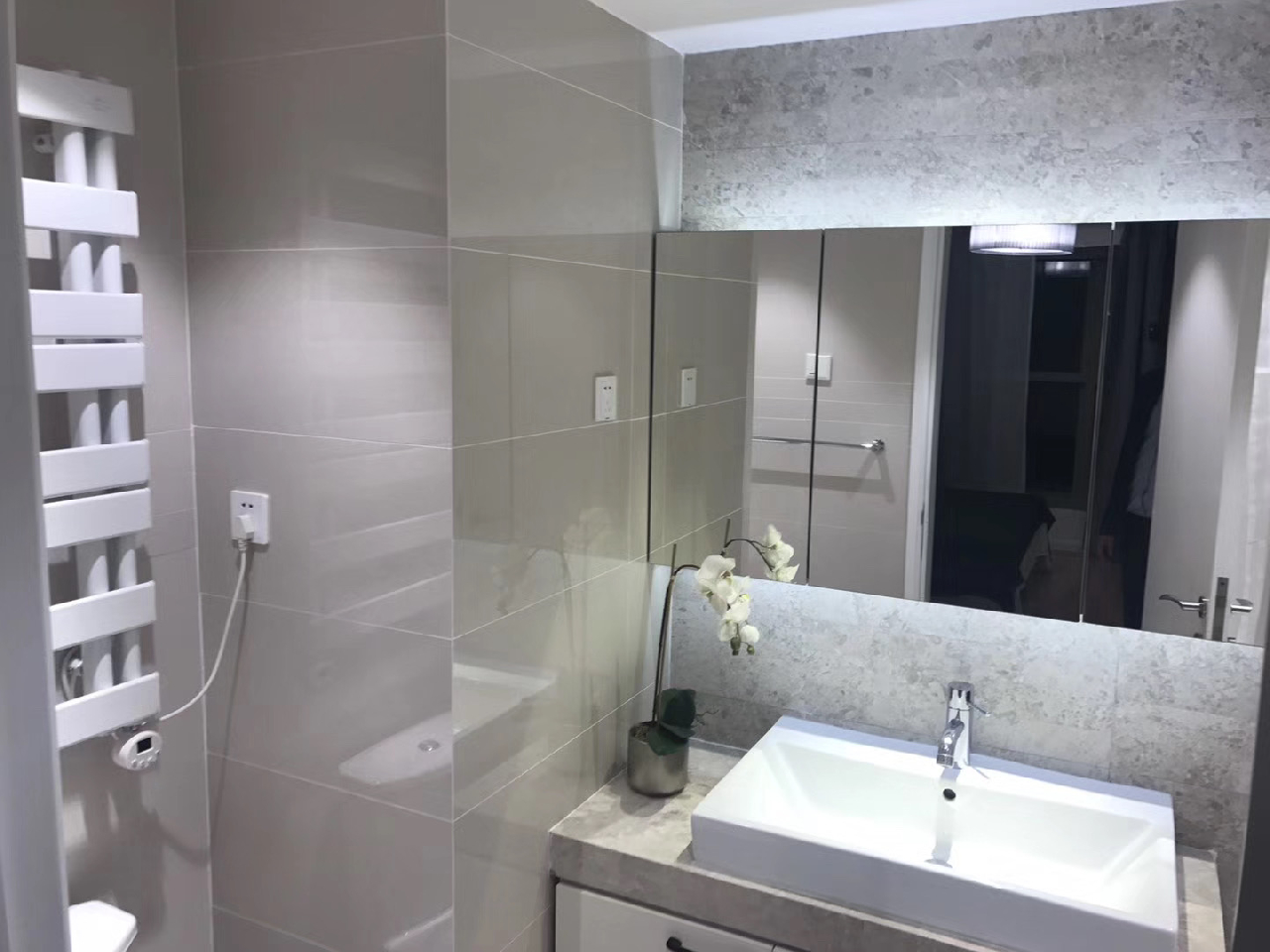 Eight Park Avenue - Image 4