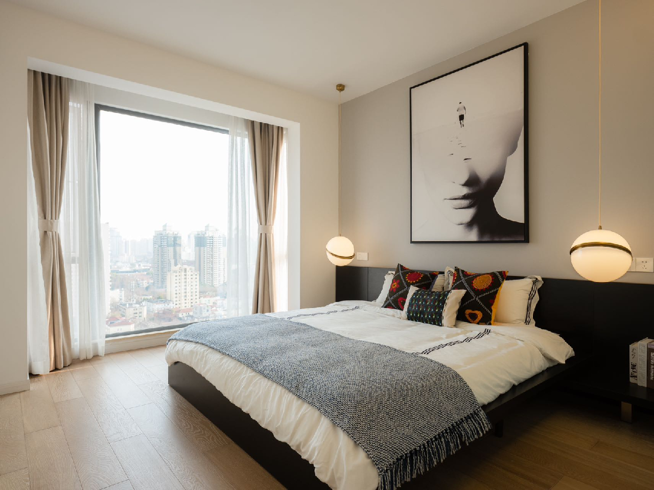 The Summit - Image 3