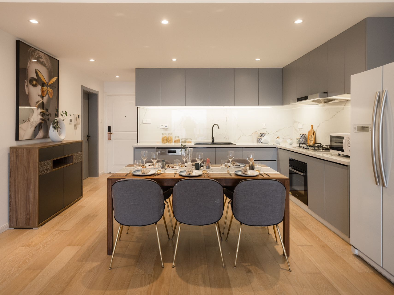 The Summit - Image 5