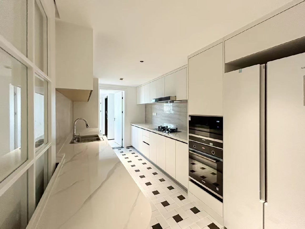 Shimao Riviera Garden - Image 6