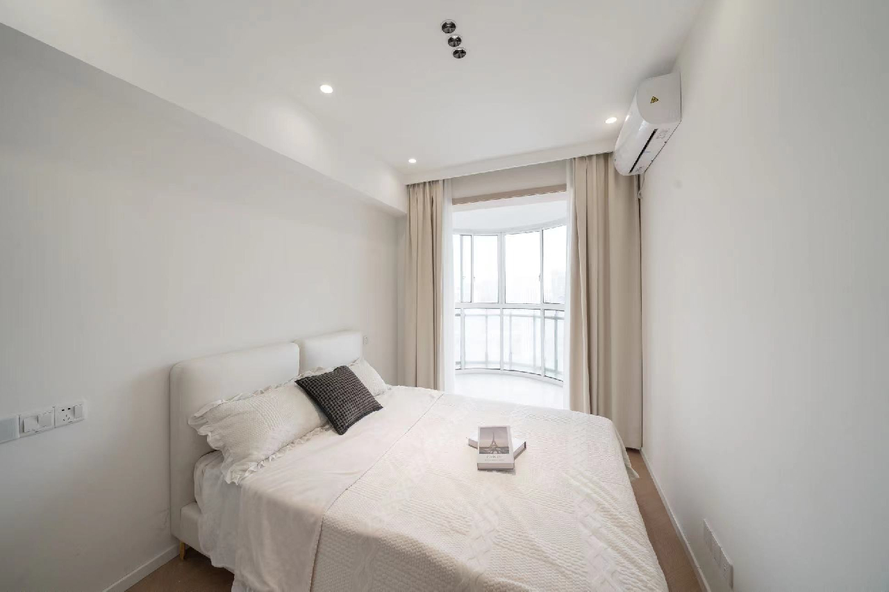 Oasis Riviera - Image 5