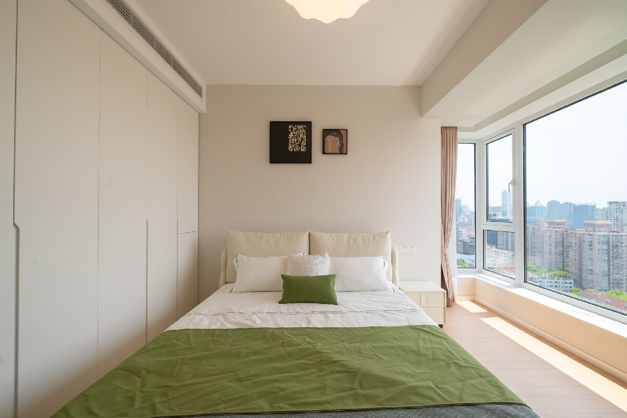 Oasis Riviera - Image 7