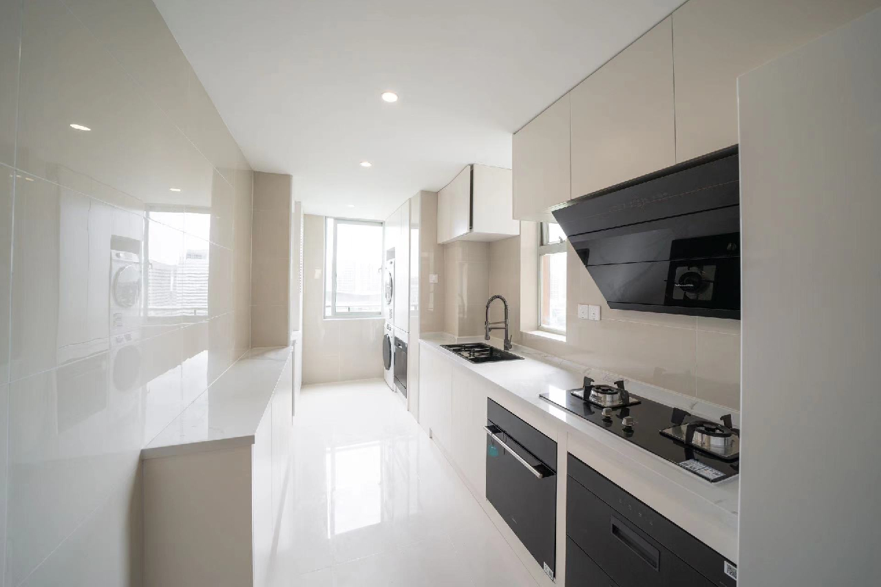 Oasis Riviera - Image 7