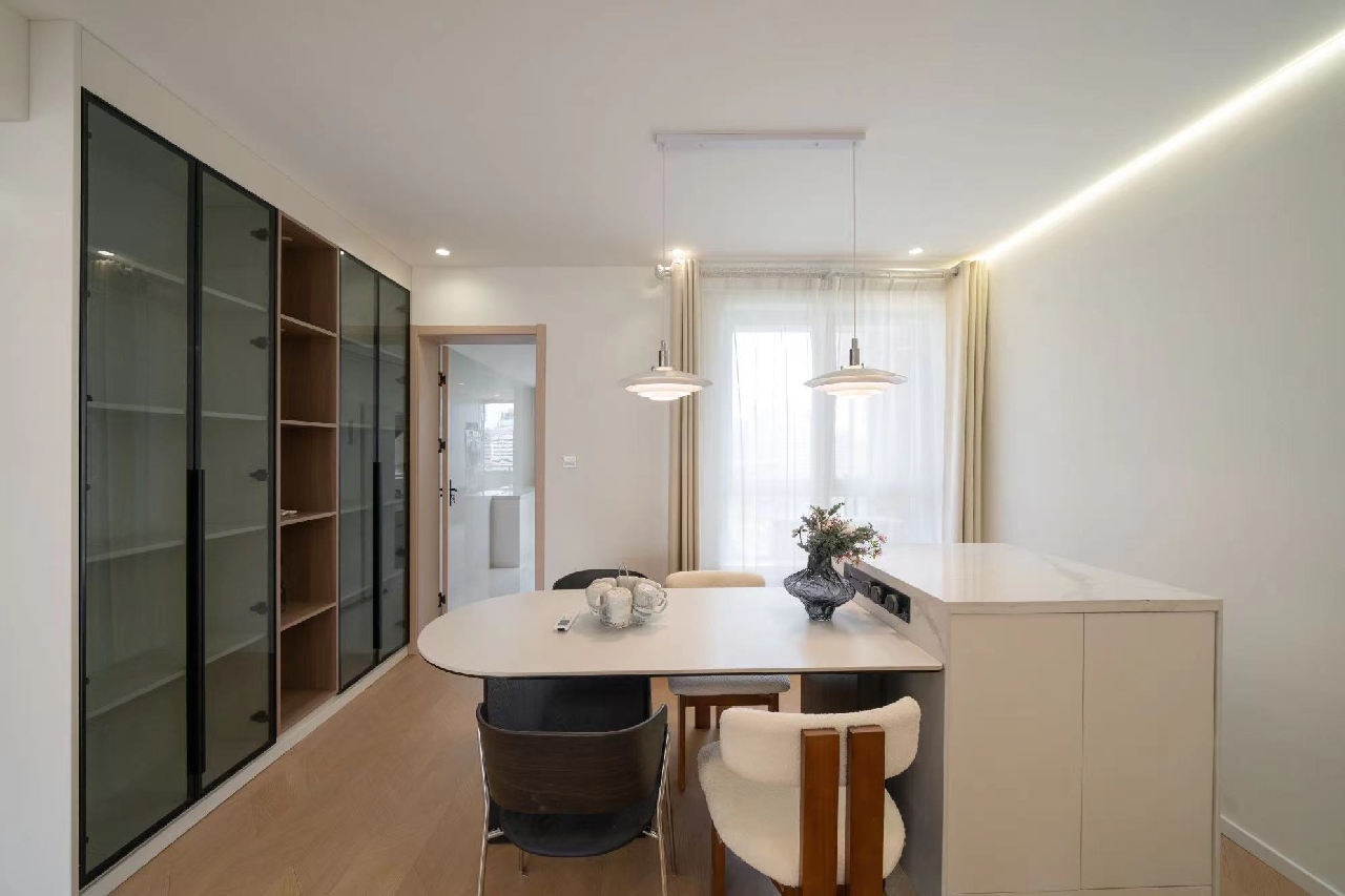 Oasis Riviera - Image 3