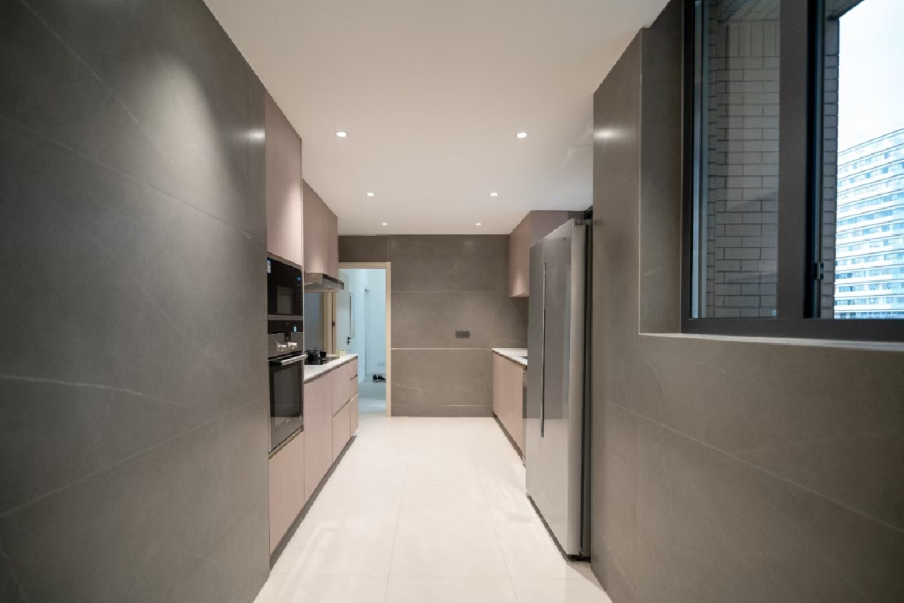 Chevalier Place - Image 2