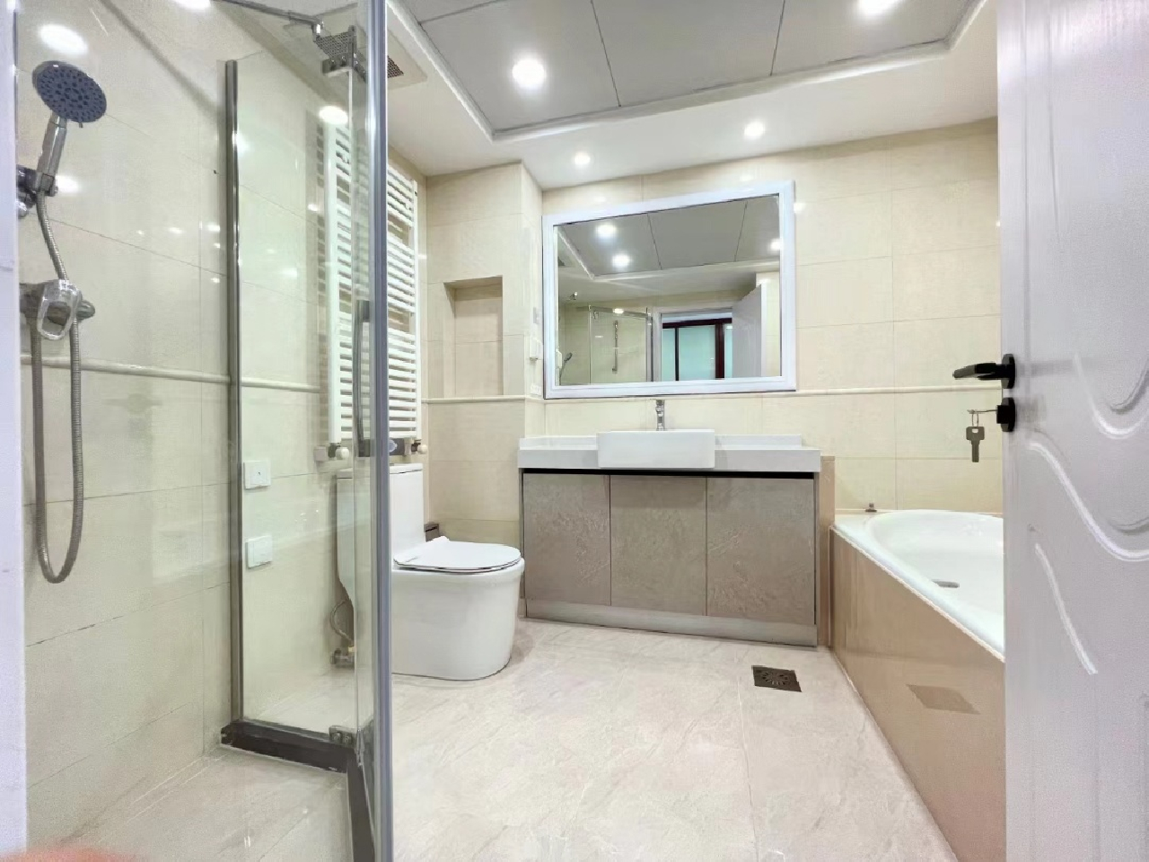 Yanlord Garden - Image 8