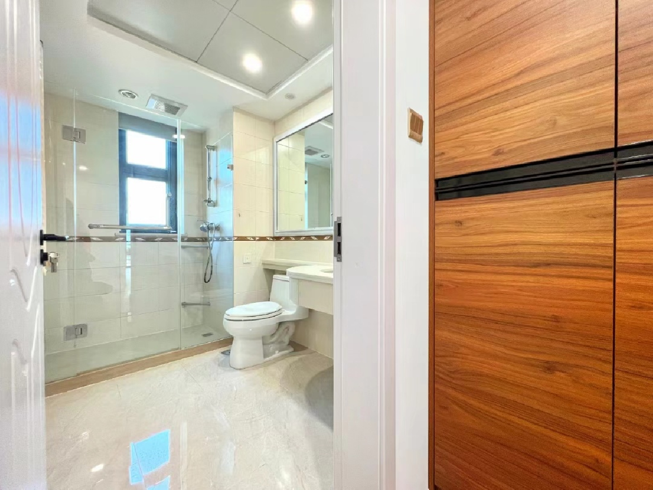 Yanlord Garden - Image 5