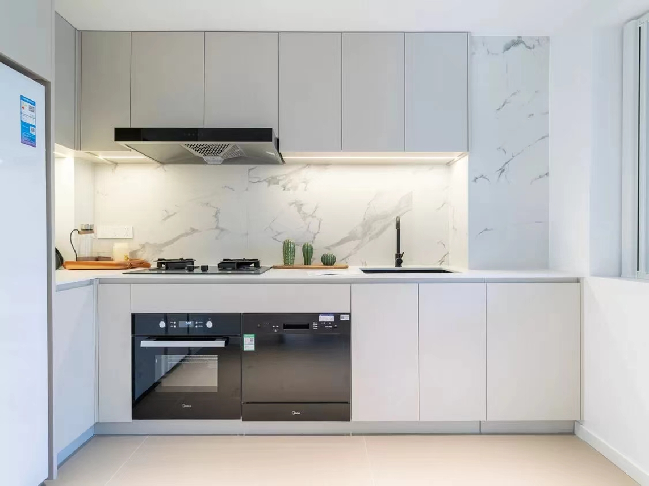 Royal Garden - Image 10