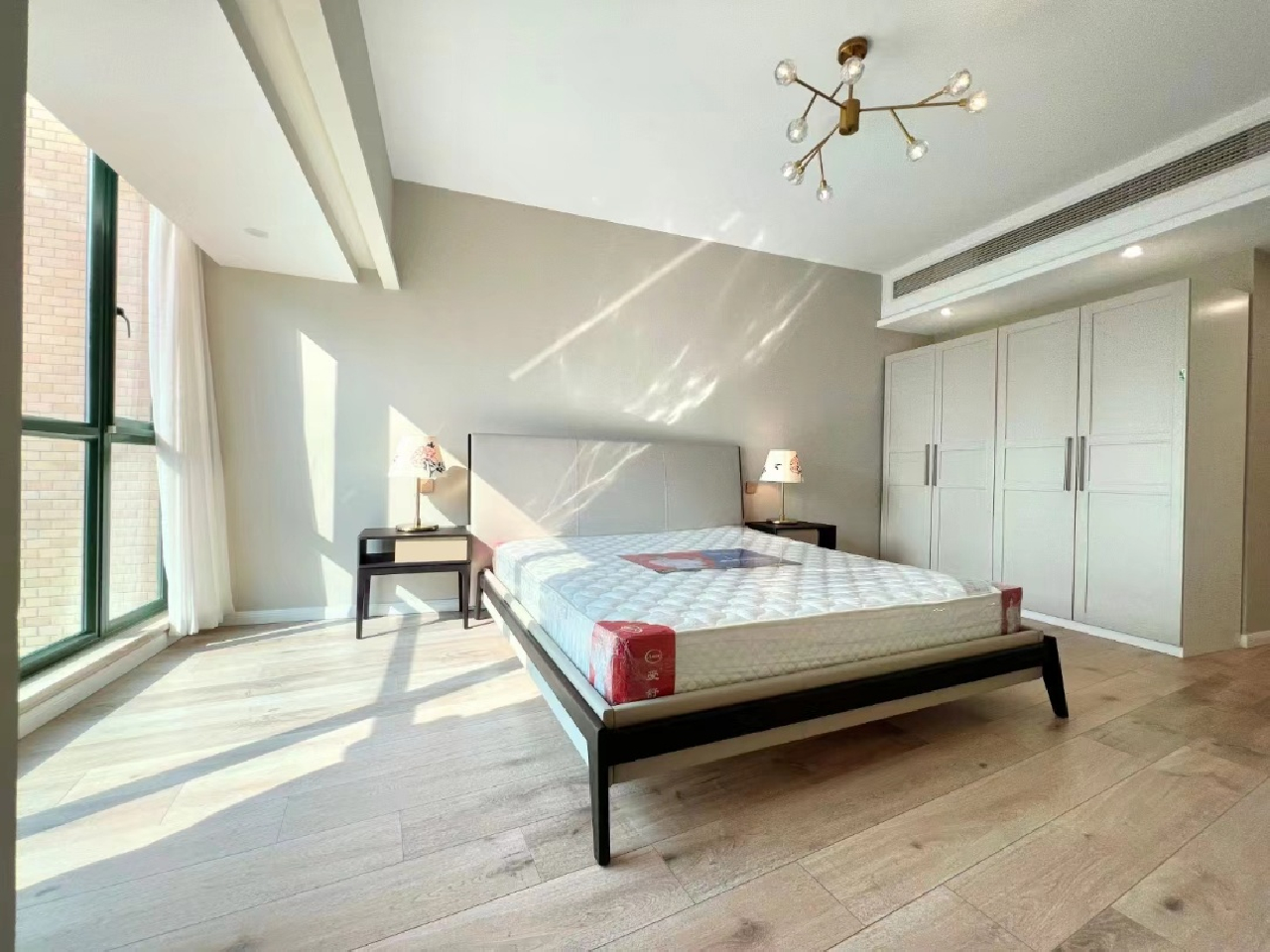 Yanlord Garden - Image 2