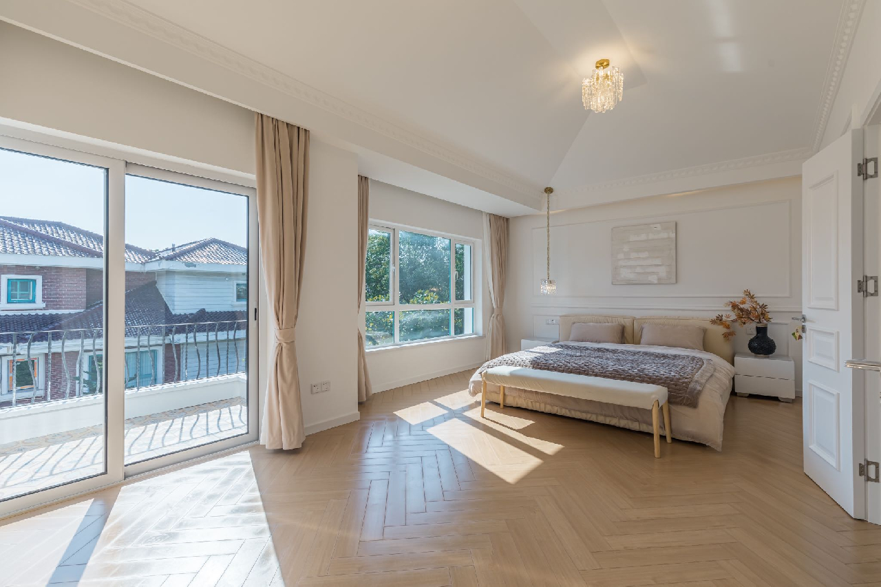 China Garden - Image 4