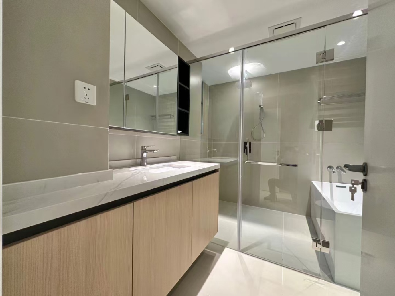 Yanlord Garden - Image 7