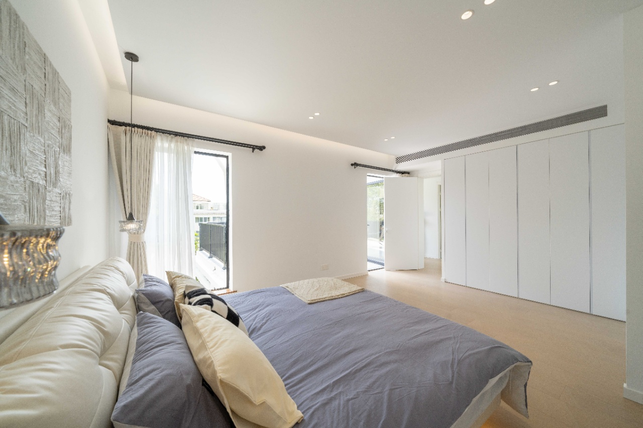 Forest Riviera - Image 8