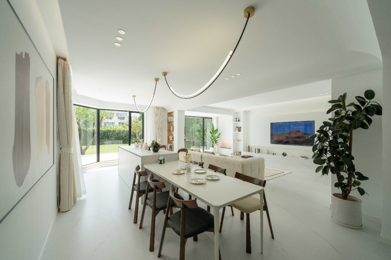 Forest Riviera - Image 2