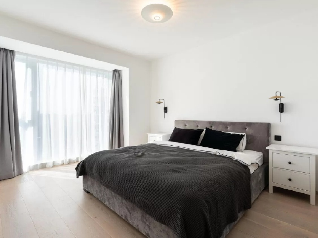 The Summit - Image 6