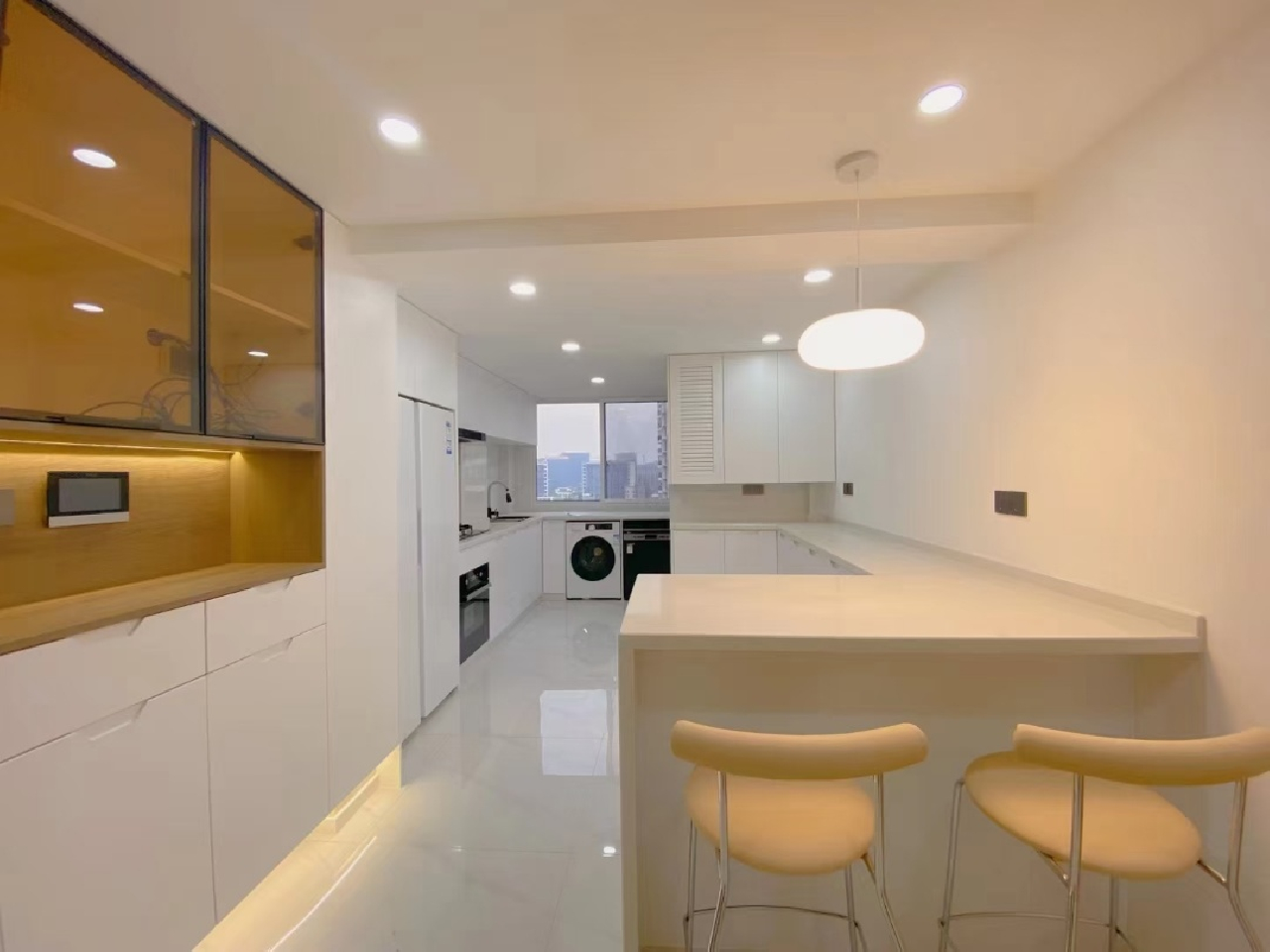 Oasis Riviera - Image 4